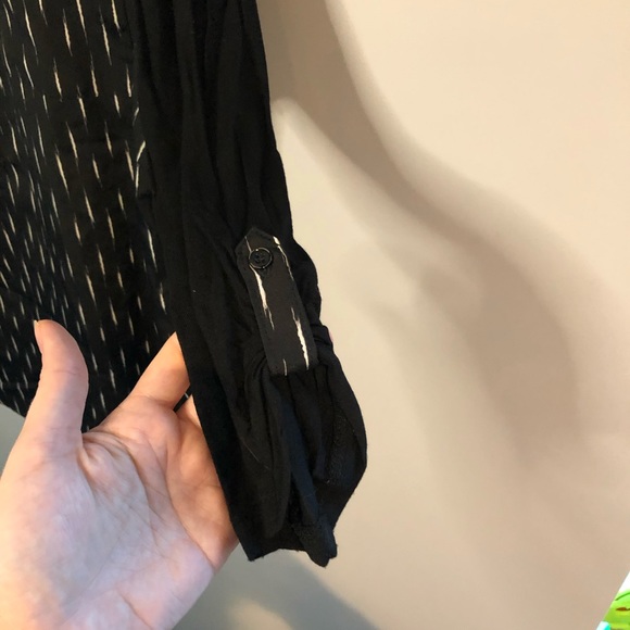 ✨3/$30 Kensie Chiffon Front Knit Blouse - Picture 3 of 8